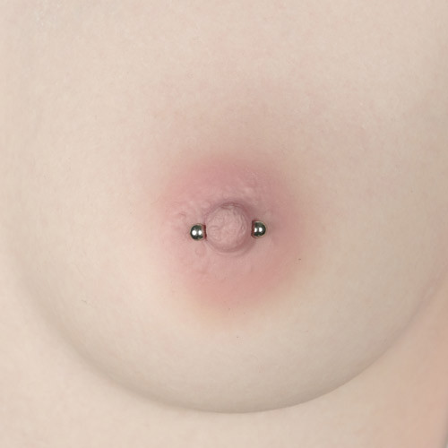 Brustwarzenpiercing